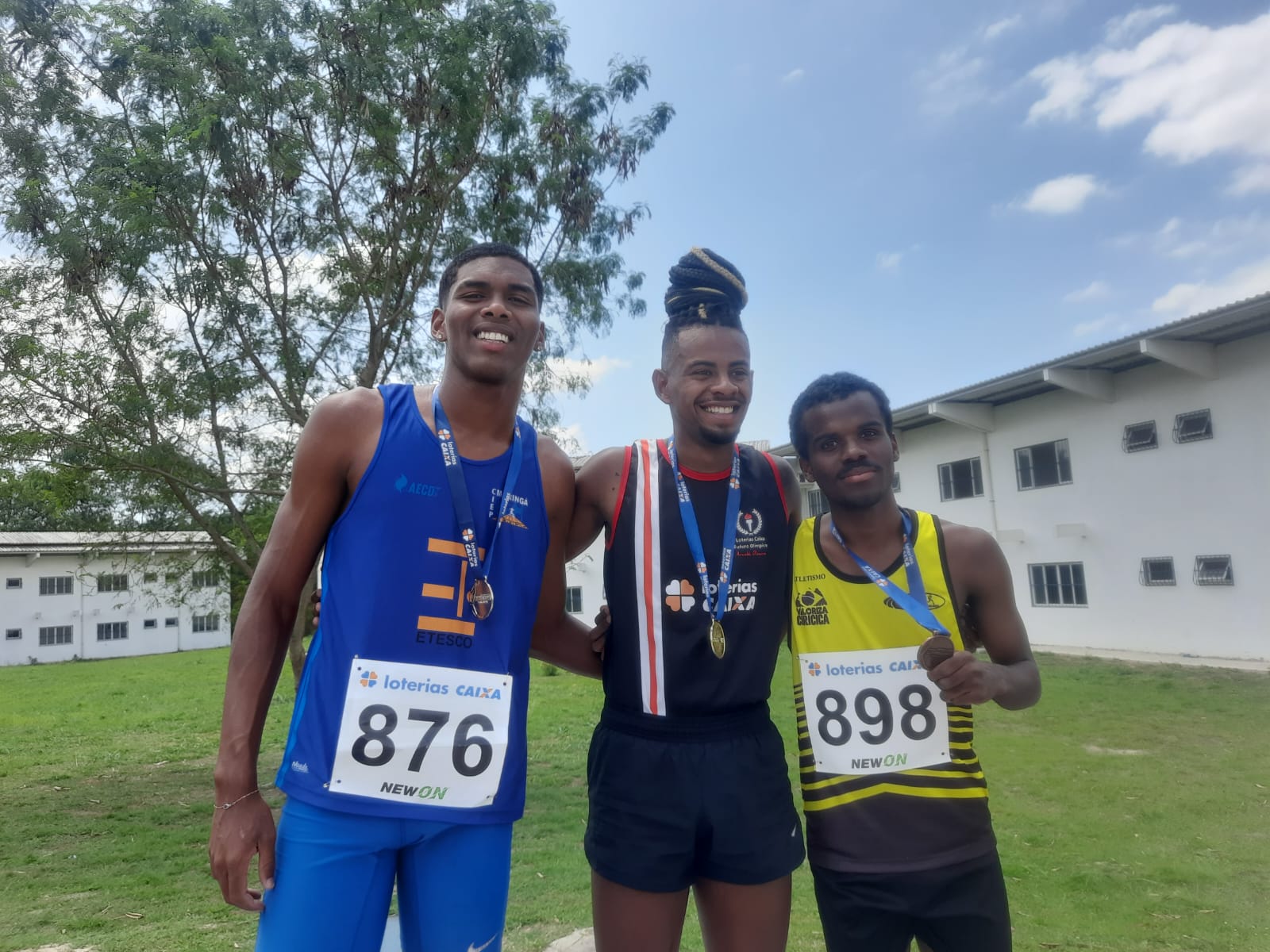 Atleta macaense conquista ouro no Bodyboard - RJNEWS