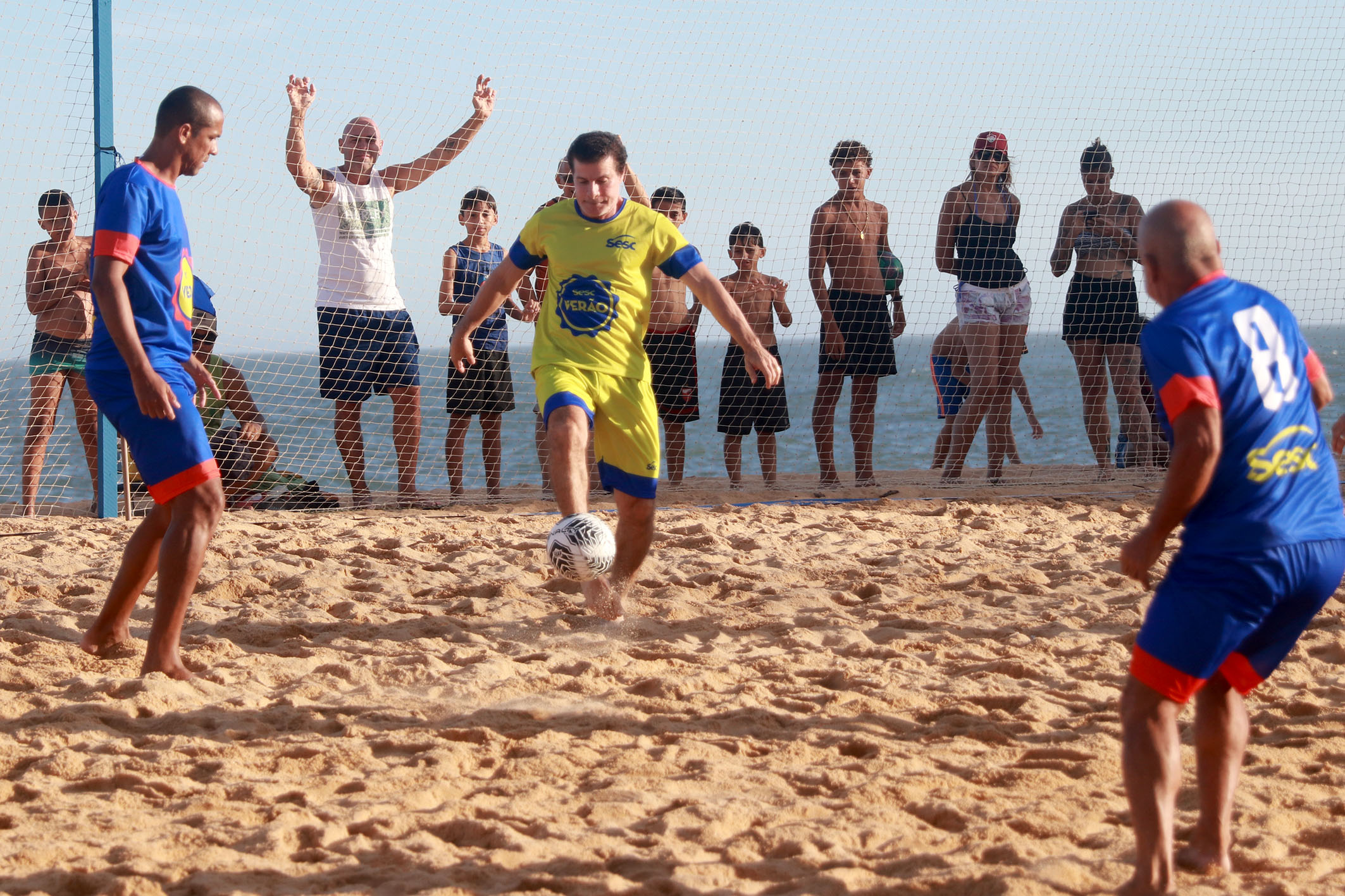 Futebol das Estrelas fecha primeiro fim de semana do Sesc Verão Esportivo com chave de ouro