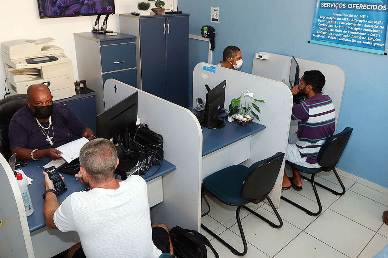 Macaé oferece canais online e atendimento presencial a possíveis fornecedores