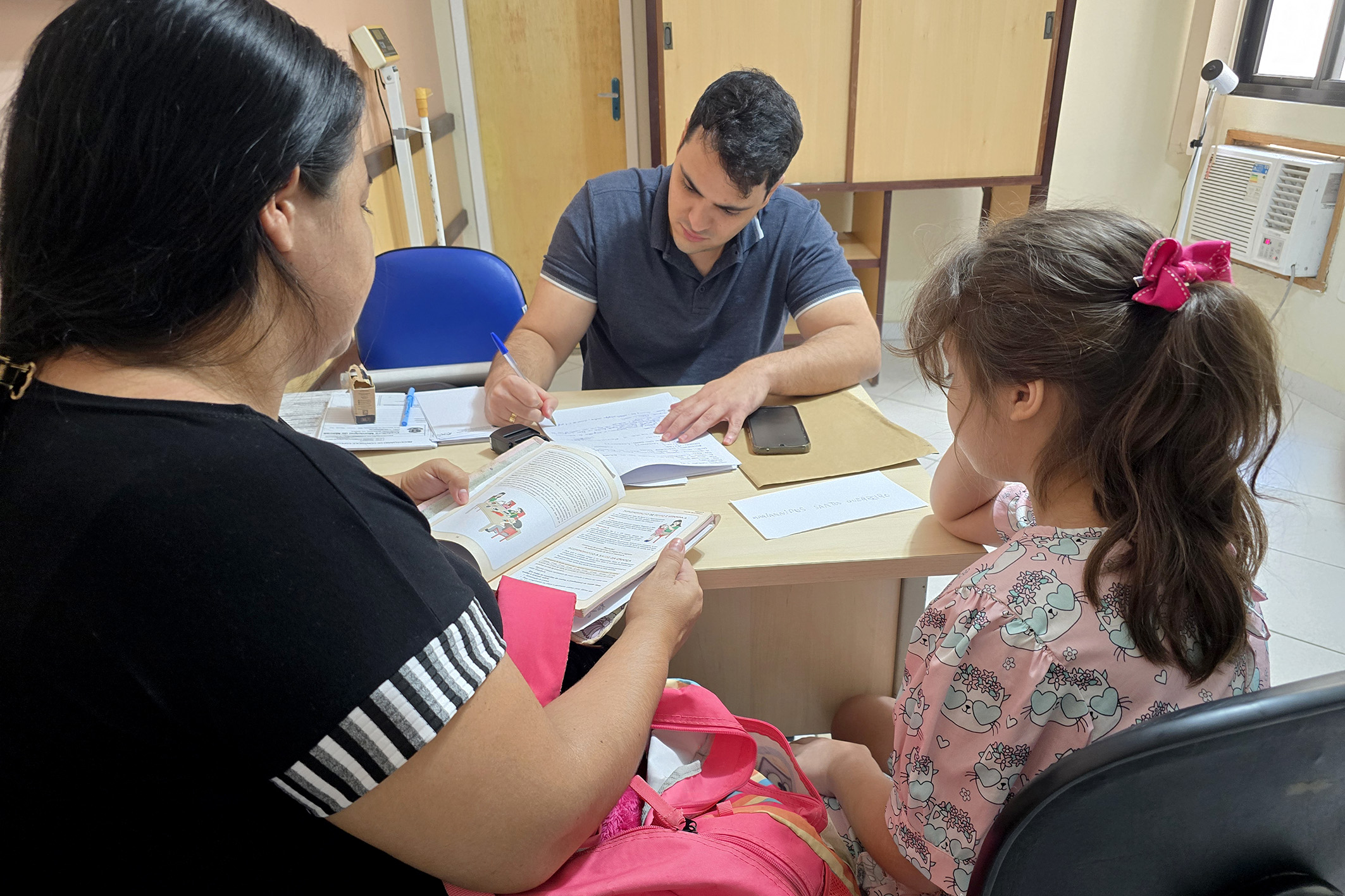 Mutirão de neuropediatria atende 100 crianças e adolescentes neste sábado