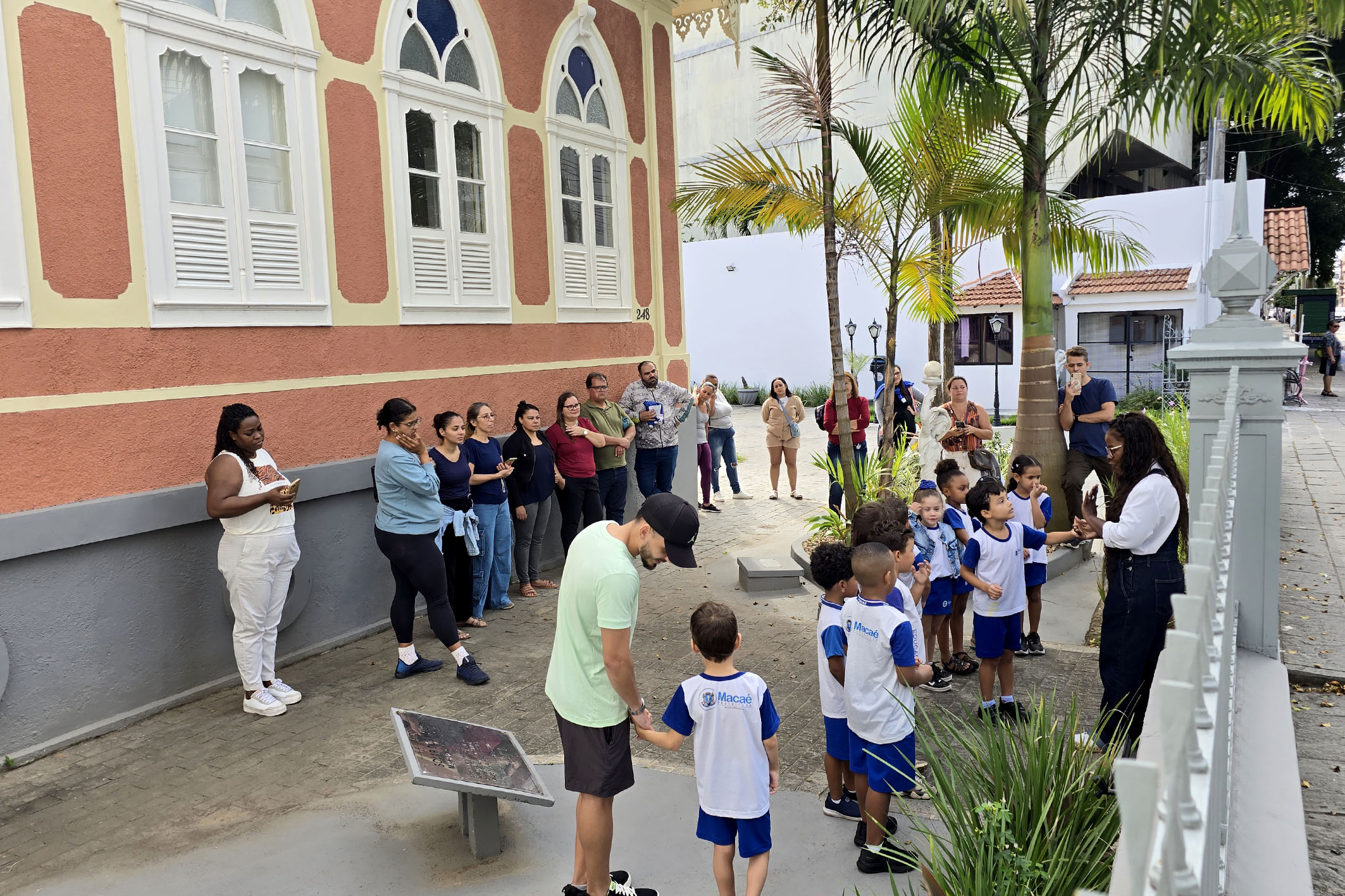 Alunos do Pré II do Ana Benedicta participam de Visita Guiada no Solar dos Mellos