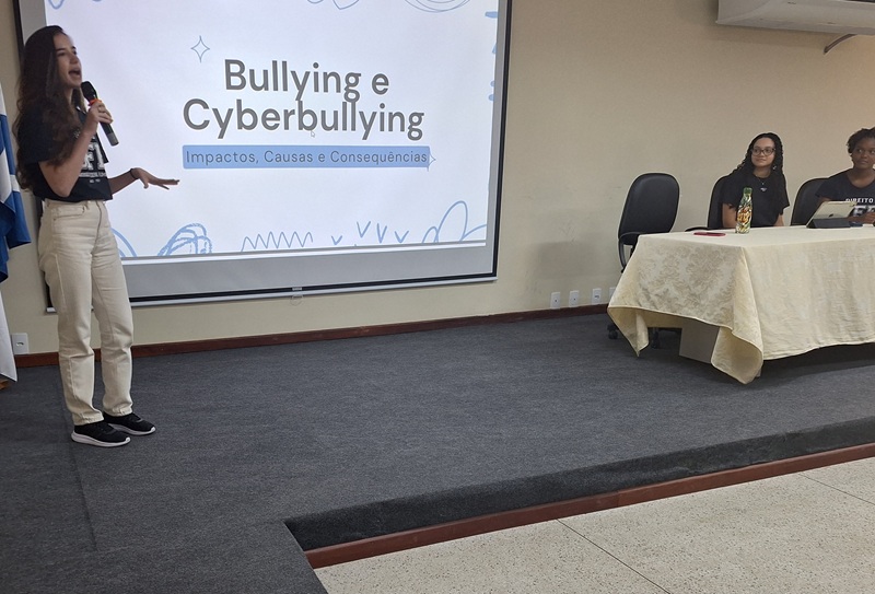 Estudantes da rede pública participam de Ciclo de Oficinas na Cidade Universitária