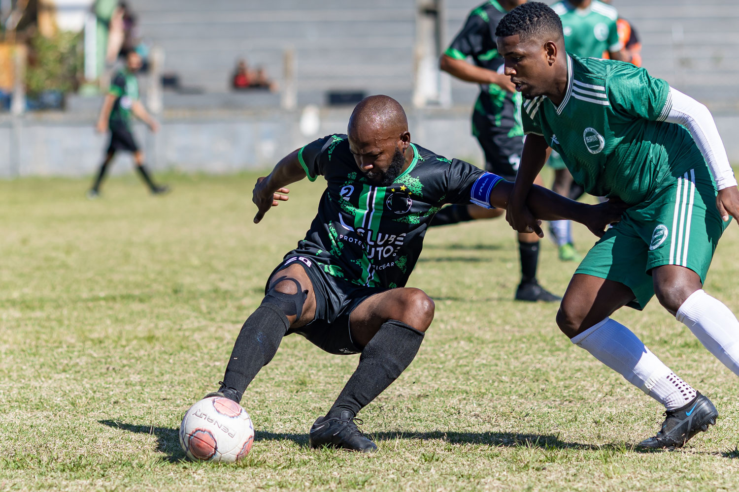 Futebol, Artes Marciais e Canoagem agitam fim de semana