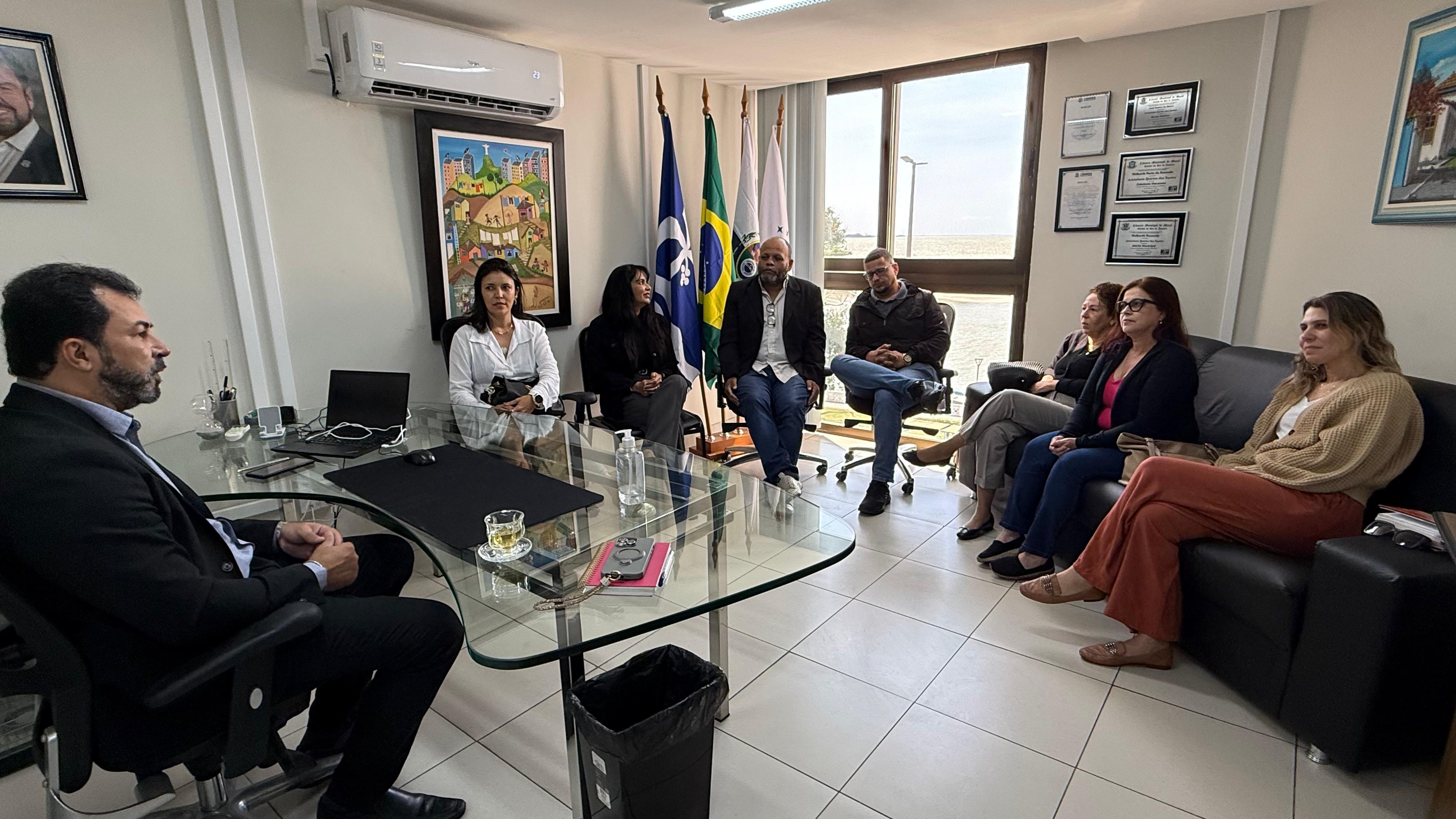 Cuidar de quem cuida: gestão municipal amplia prevenção contra o câncer entre servidores