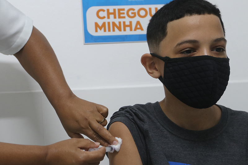 Vacina contra o HPV: jovens de 15 a 19 anos são convocados