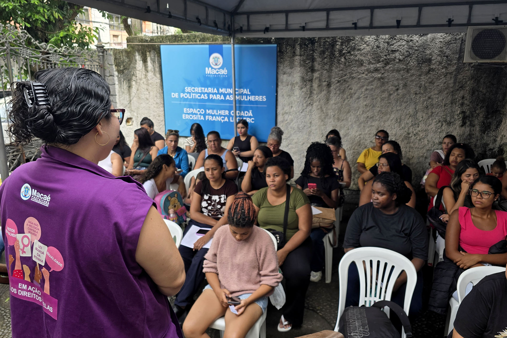 Secretaria de Políticas para as Mulheres abre 132 vagas para oficinas do Espaço Mulher Cidadã