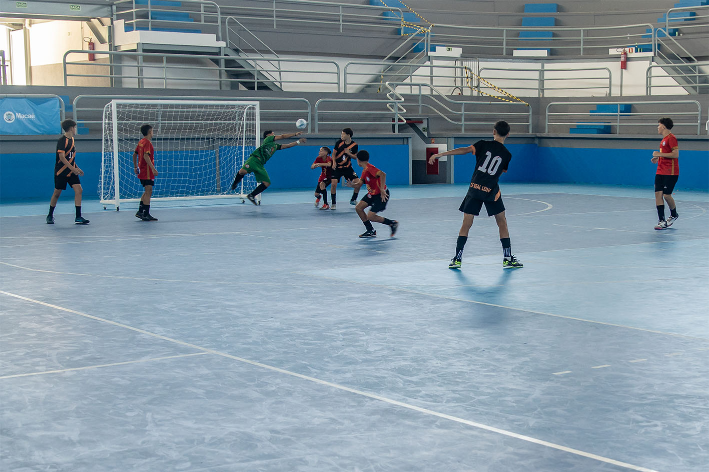 Programação esportiva tem campeonato de futsal e o 3° T21 Day Macaé