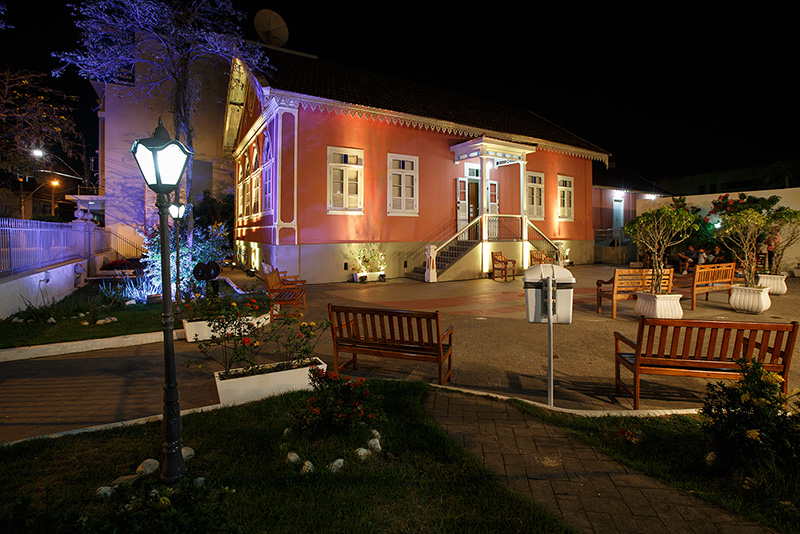 “Sentindo o Mundo” convida à escuta e ao protagonismo de pessoas com deficiência visual em Macaé