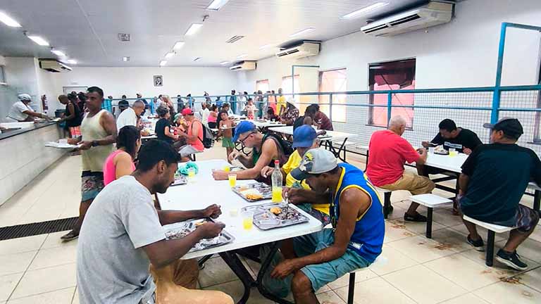 Páscoa: Restaurante Popular promove almoço especial nesta sexta e domingo