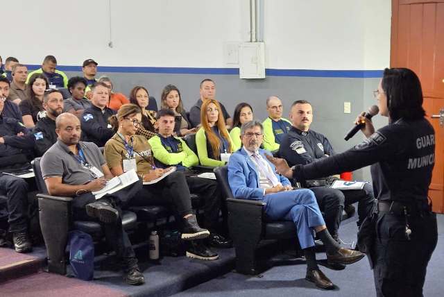 Macaé participa do curso de atuação multidisciplinar para atender pessoas em situação de rua