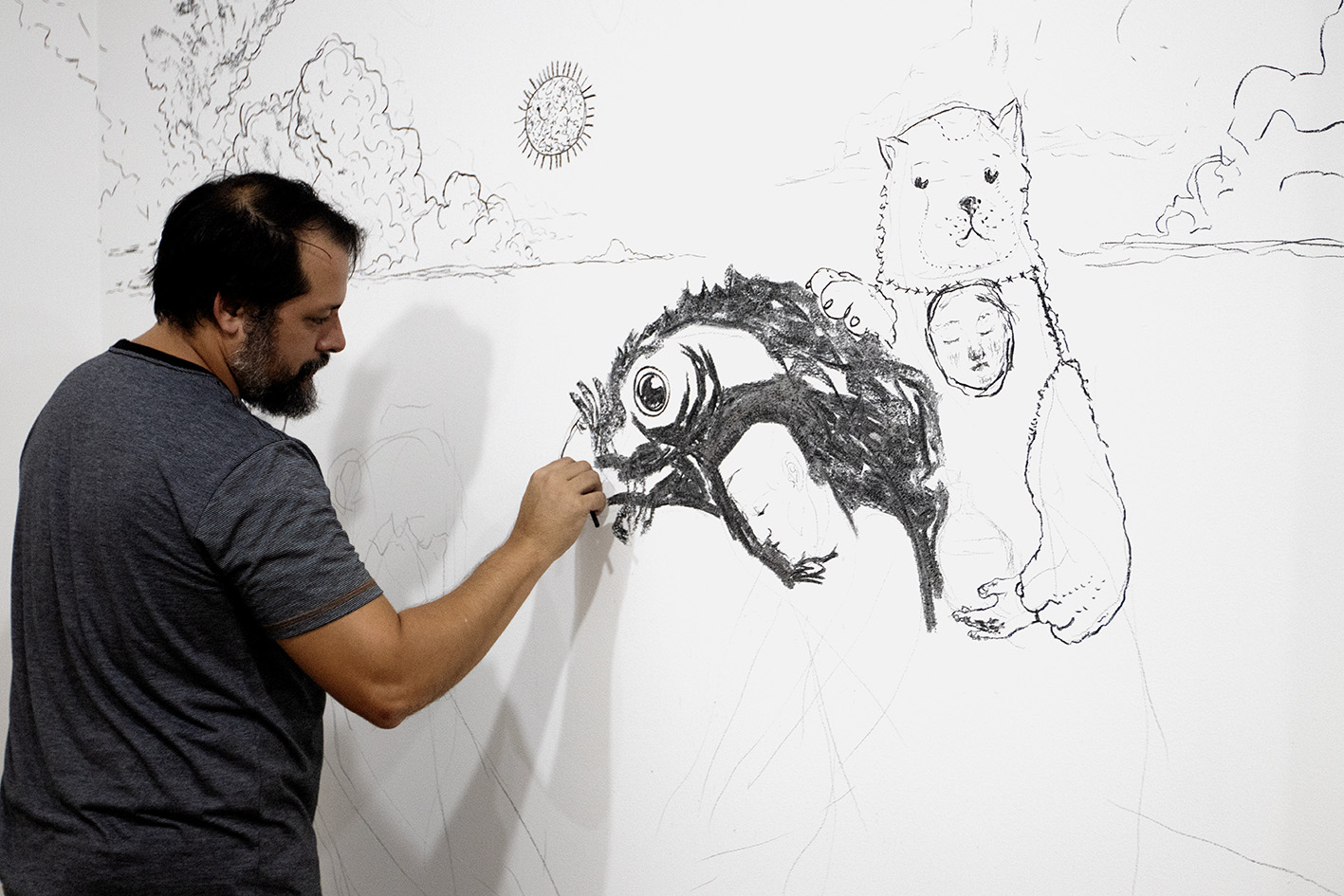 Galeria Hindemburgo Olive amplia acesso à arte com a exposição “Quase Presença”