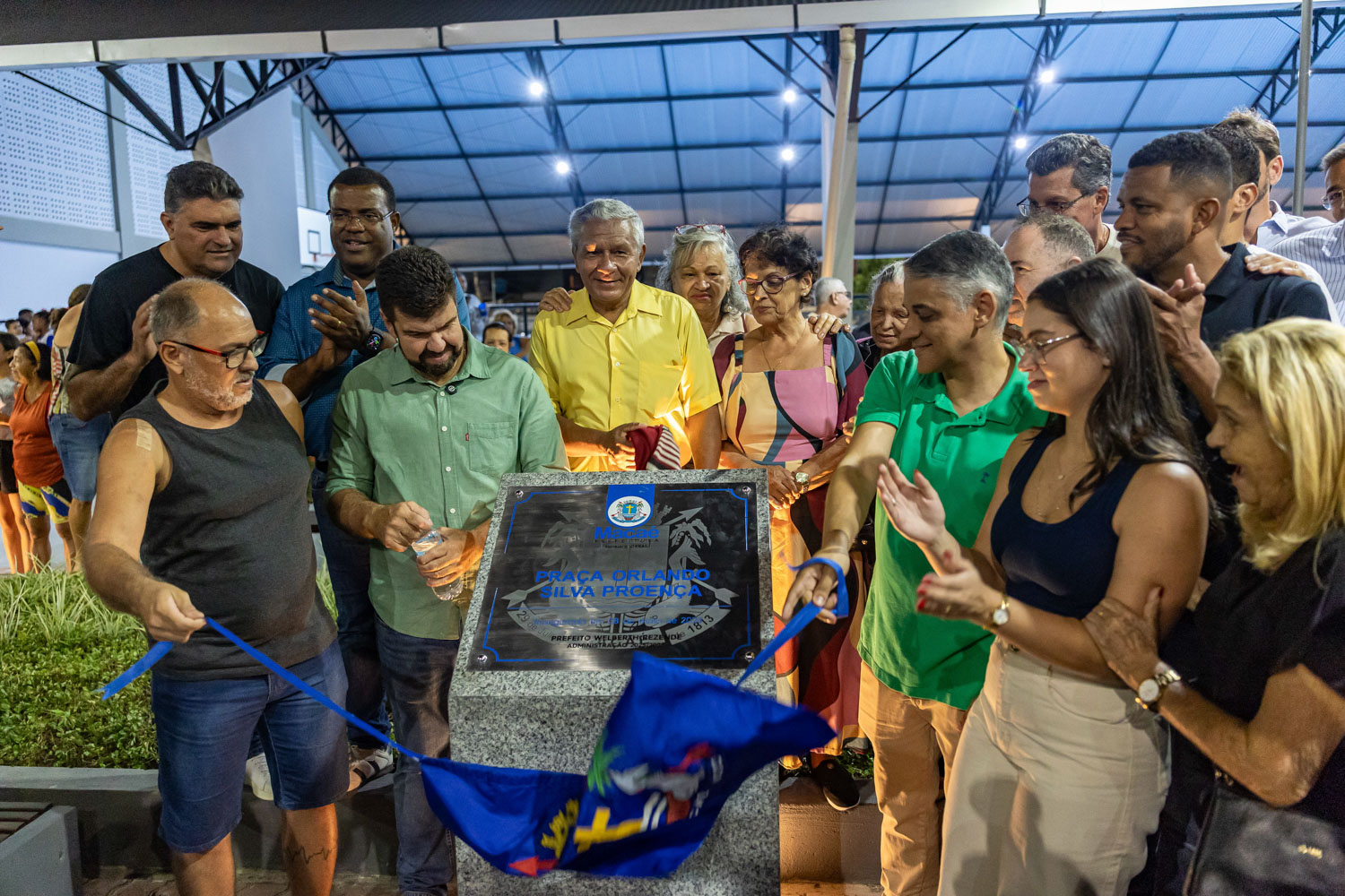 Prefeitura inaugura a Praça Orlando Silva Proença