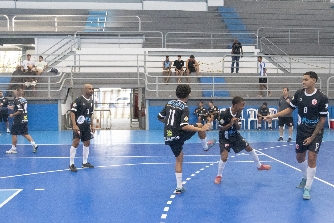 Macaé Futsal vence por WO e encerra campanha marcada por garra e superação