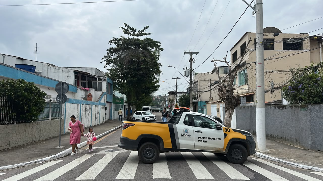 Trânsito no Centro para obra emergencial na Rua Visconde de Quissamã