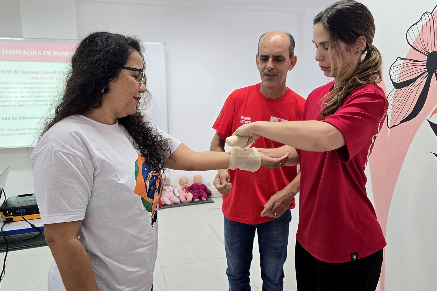 Curso de primeiros socorros capacita servidores para agir em situações de emergência