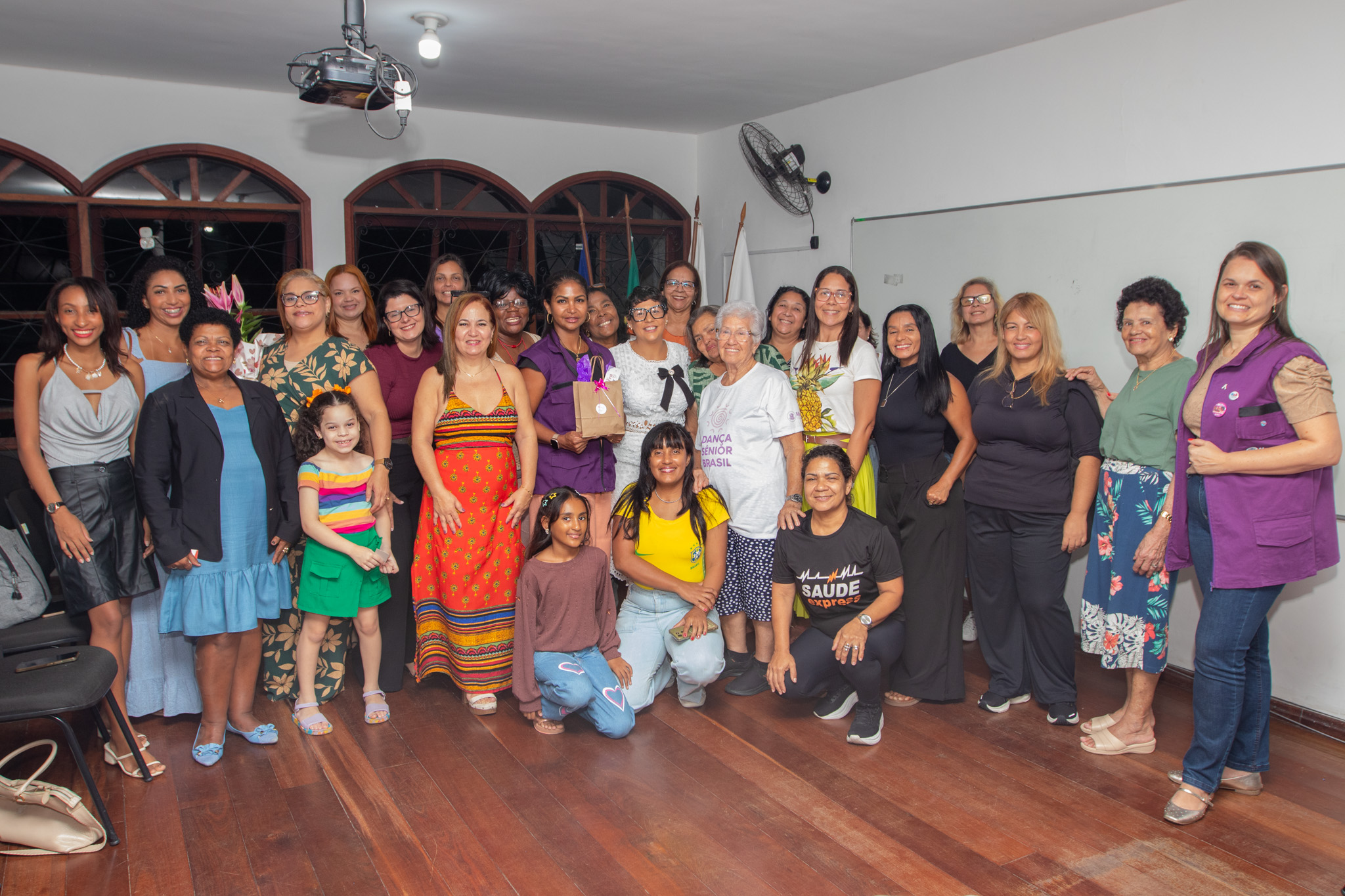 Circuito Elas por Elas encerra primeiro semestre com palestra sobre imagem, autoestima e protagonismo feminino