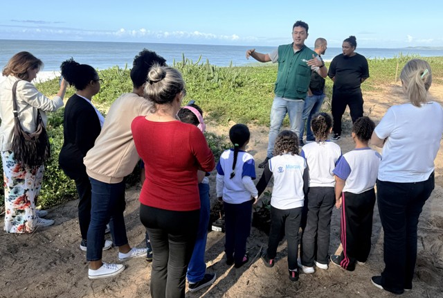 Restinga da Praia do Pecado em Macaé está recebendo dez mil mudas nativas