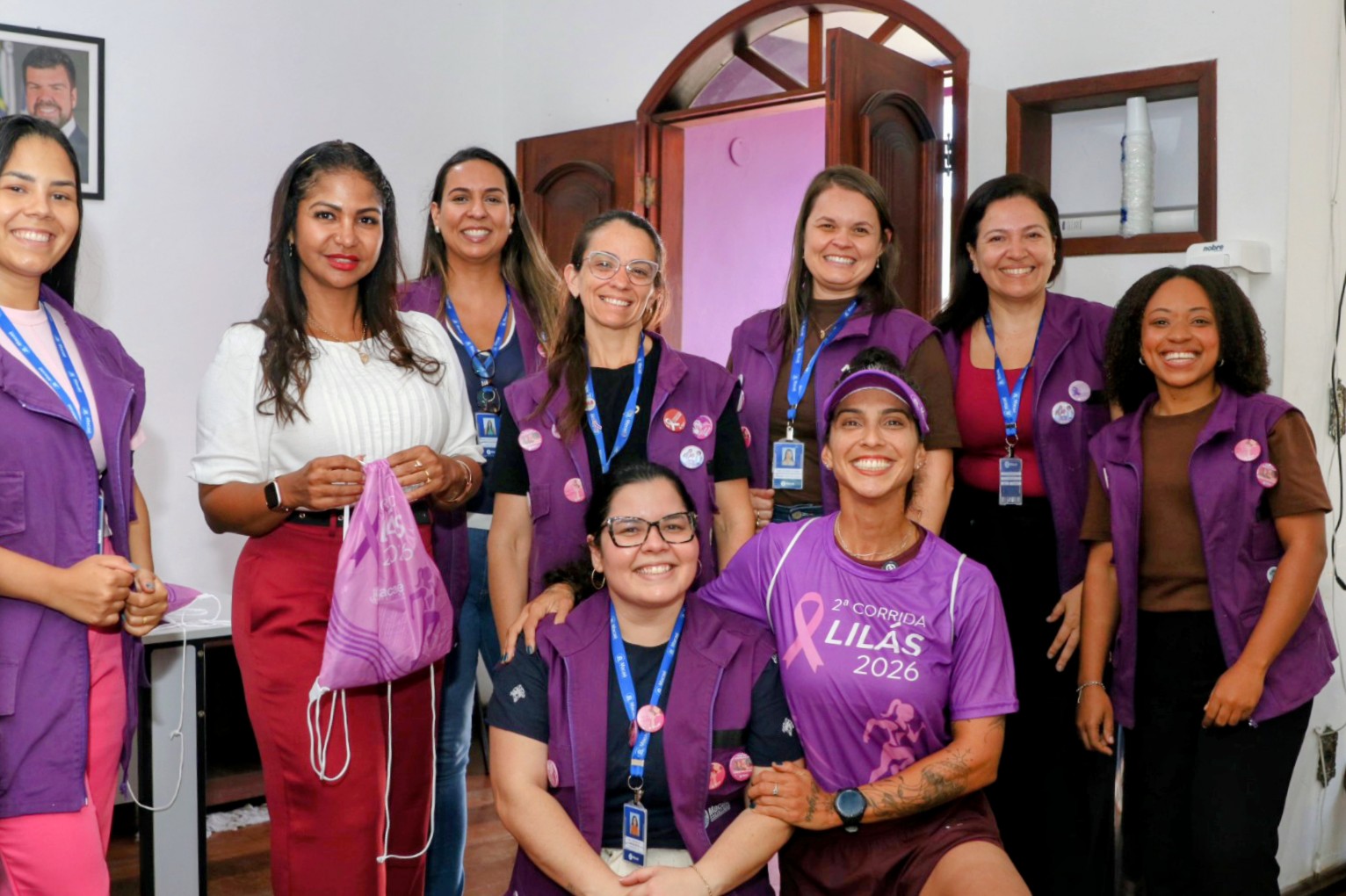 Movimentação para retirada dos kits da Corrida Lilás é intensa nesta sexta e prossegue neste sábado (29)