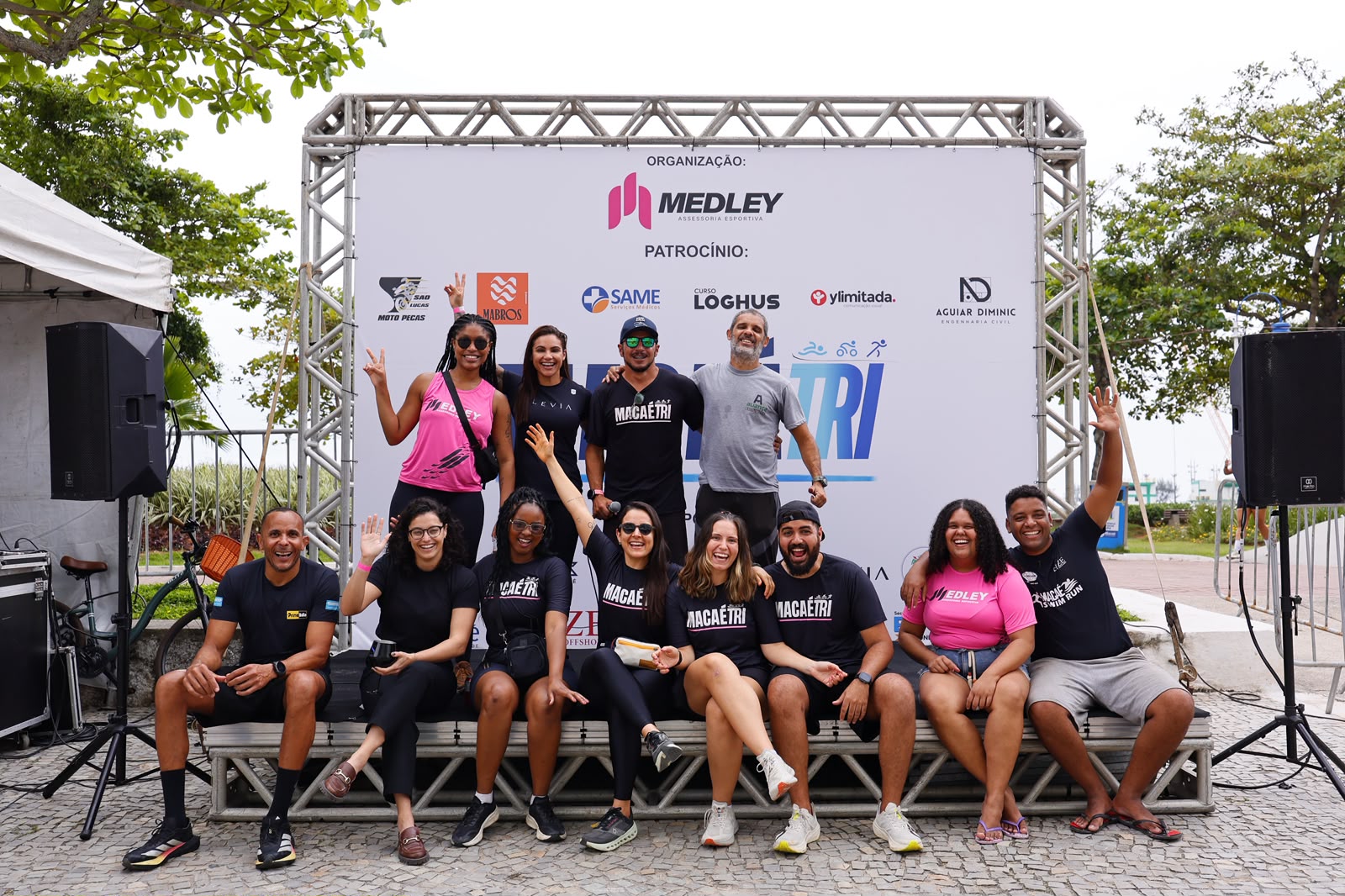 MacaéTRI reúne atletas em prova de triathlon na Praia de Imbetiba